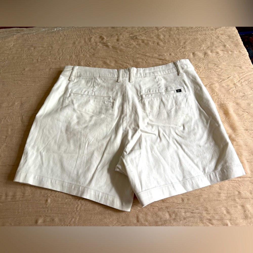 Banana Republic women’s white shorts NWOT